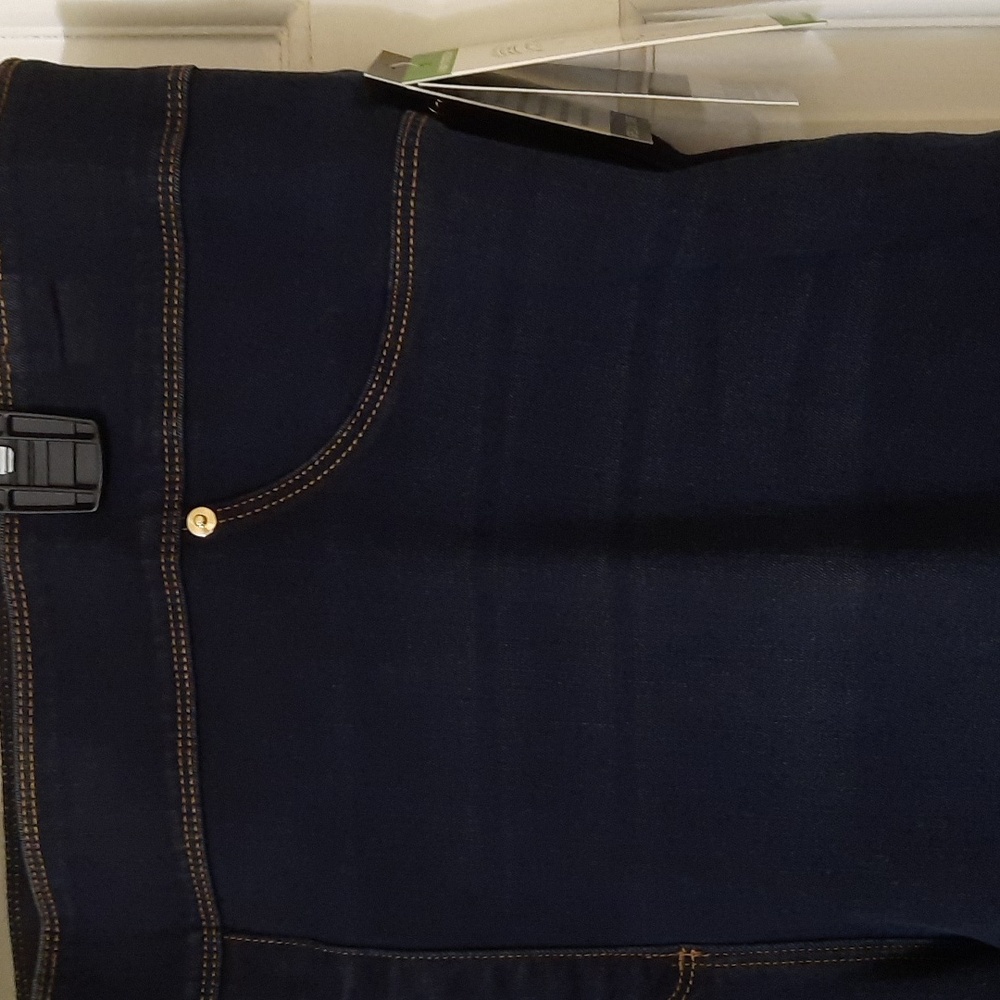 NWT SLIM FACTOR BY INVESTMENTS MIDNIGHT WASH ANKLE DENIM JEANS SZ 3X - Picture 4 of 15